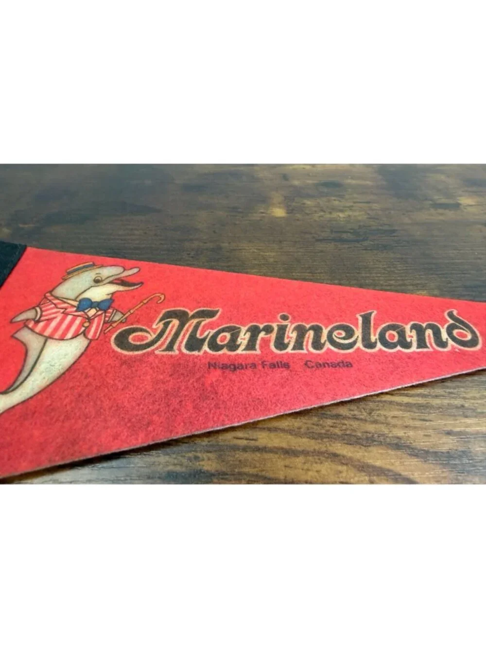 Vintage Marineland Pennant Niagara Falls Canada Dolphin Felt Banner 11.5 inches